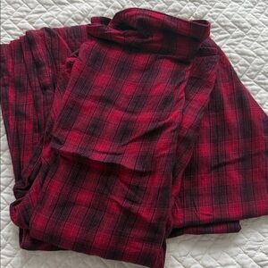 Victoria’s Secret Red Black Plaid Flannel Pajama Set Size M
